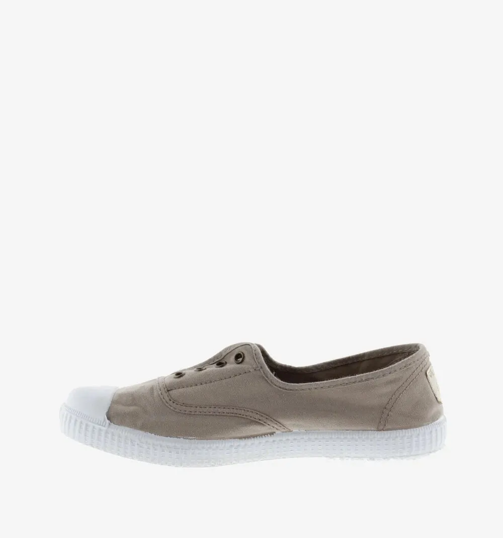 (106623) Women's canvas trainers with elastic - Beige