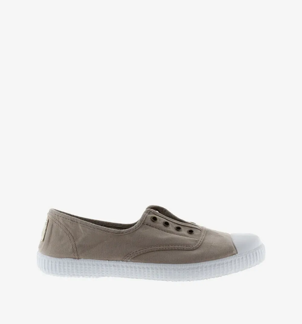 (106623) Women's canvas trainers with elastic - Beige