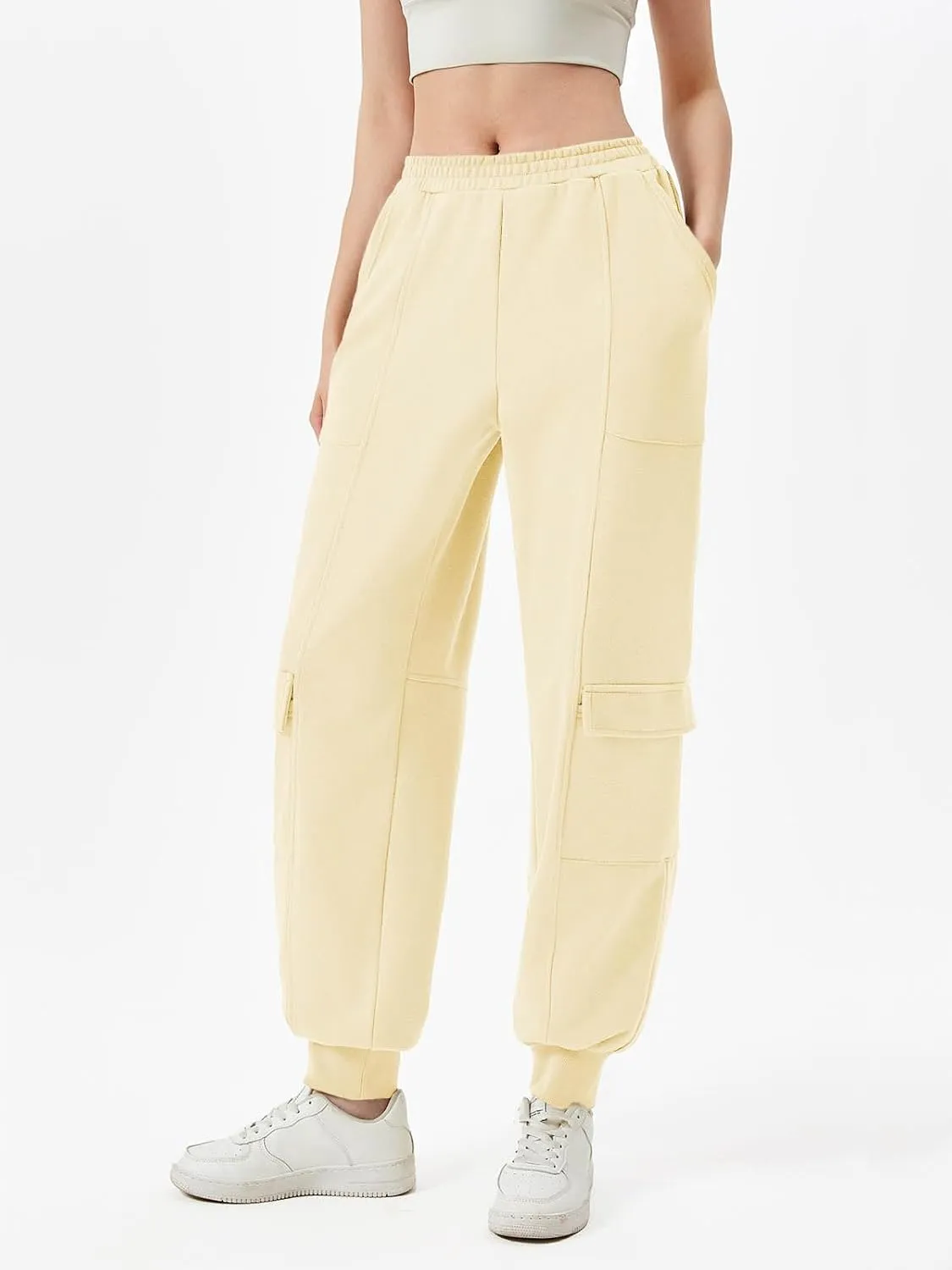 Fisoew Women's Cargo Sweatpants High Waisted Loose Running Athletic Jogger Pants with Pockets