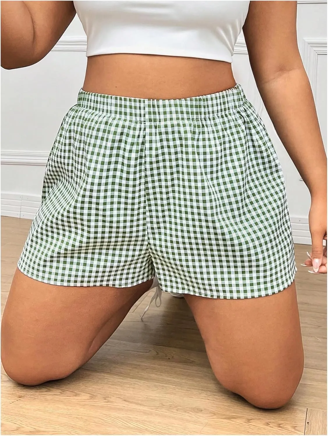 Floerns Women's Plus Size Loose Fit Gingham Plaid Elastic Waist High Waisted Shorts