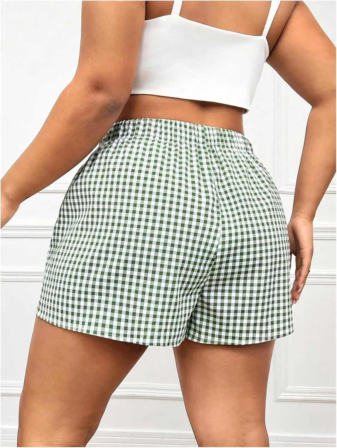 Floerns Women's Plus Size Loose Fit Gingham Plaid Elastic Waist High Waisted Shorts