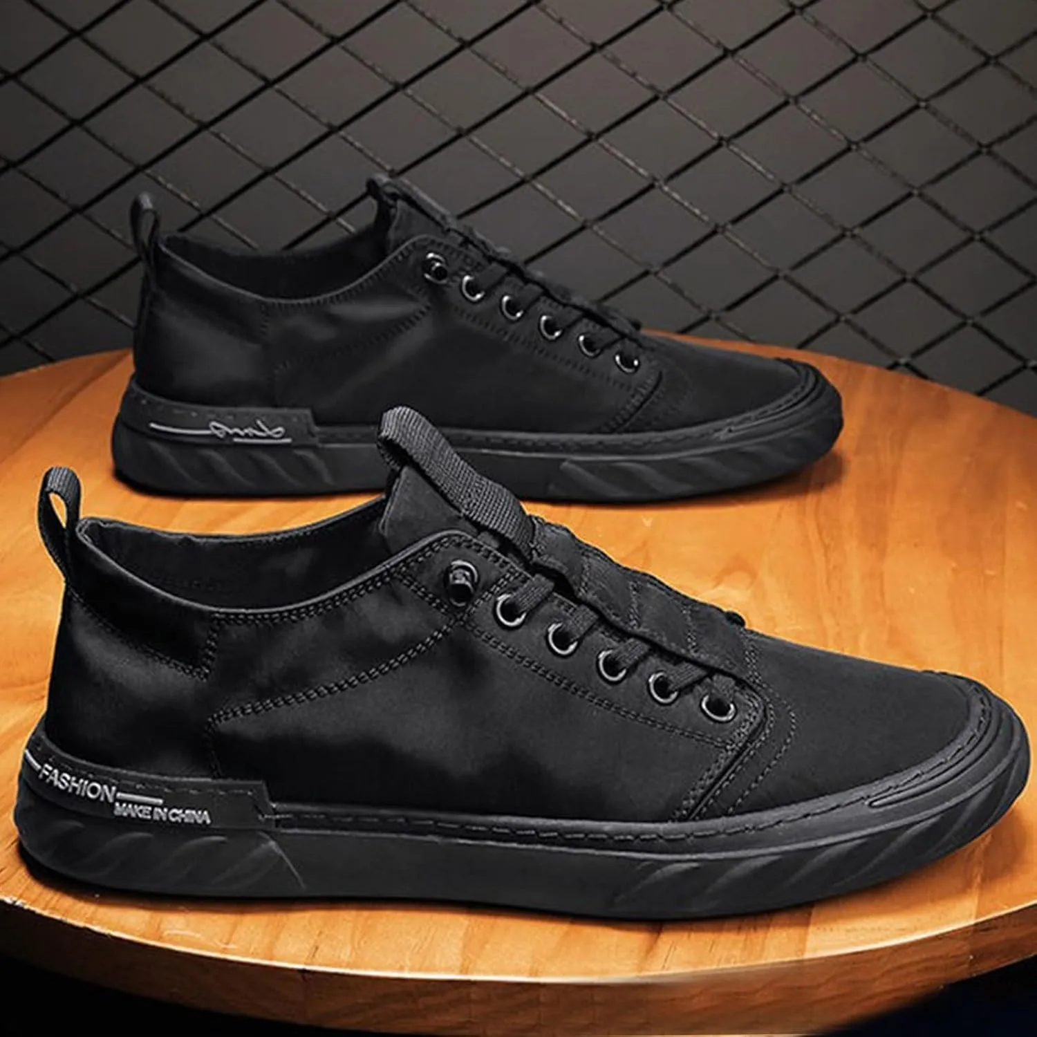 Mens Loafers & Slip-Ons Spring New Breathable Old Cloth Shoes Korean Trendy Versatile Shoes Men's Casual Canvas