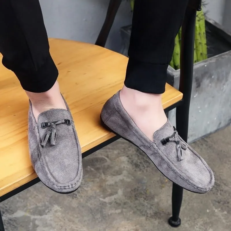Men's Suede Loafers with Tassel ?CRound Toe Flat Heel Slip-Resistant Flexible Classic Loafer Shoes for Prom and Casual Wear