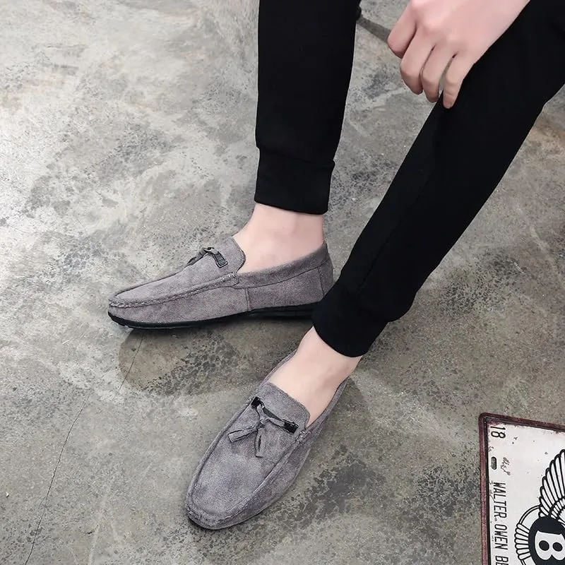Men's Suede Loafers with Tassel ?CRound Toe Flat Heel Slip-Resistant Flexible Classic Loafer Shoes for Prom and Casual Wear