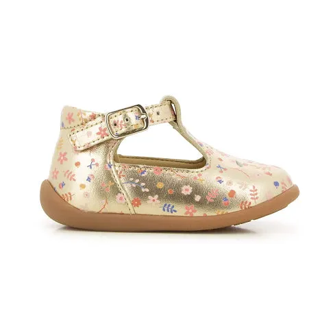 POM D'API Stand-Up Primrose Buckle Shoes