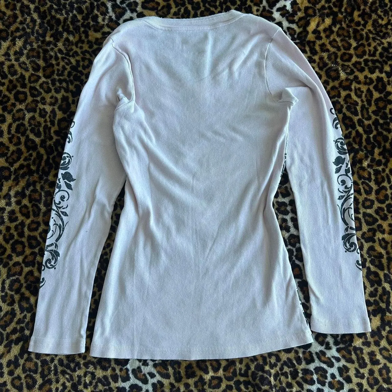Women Y2k Long Sleeve Grunge Shirts Vintage Gothic Graphic Tees Top Teen Girls Aesthetic T Shirt Emo Clothes