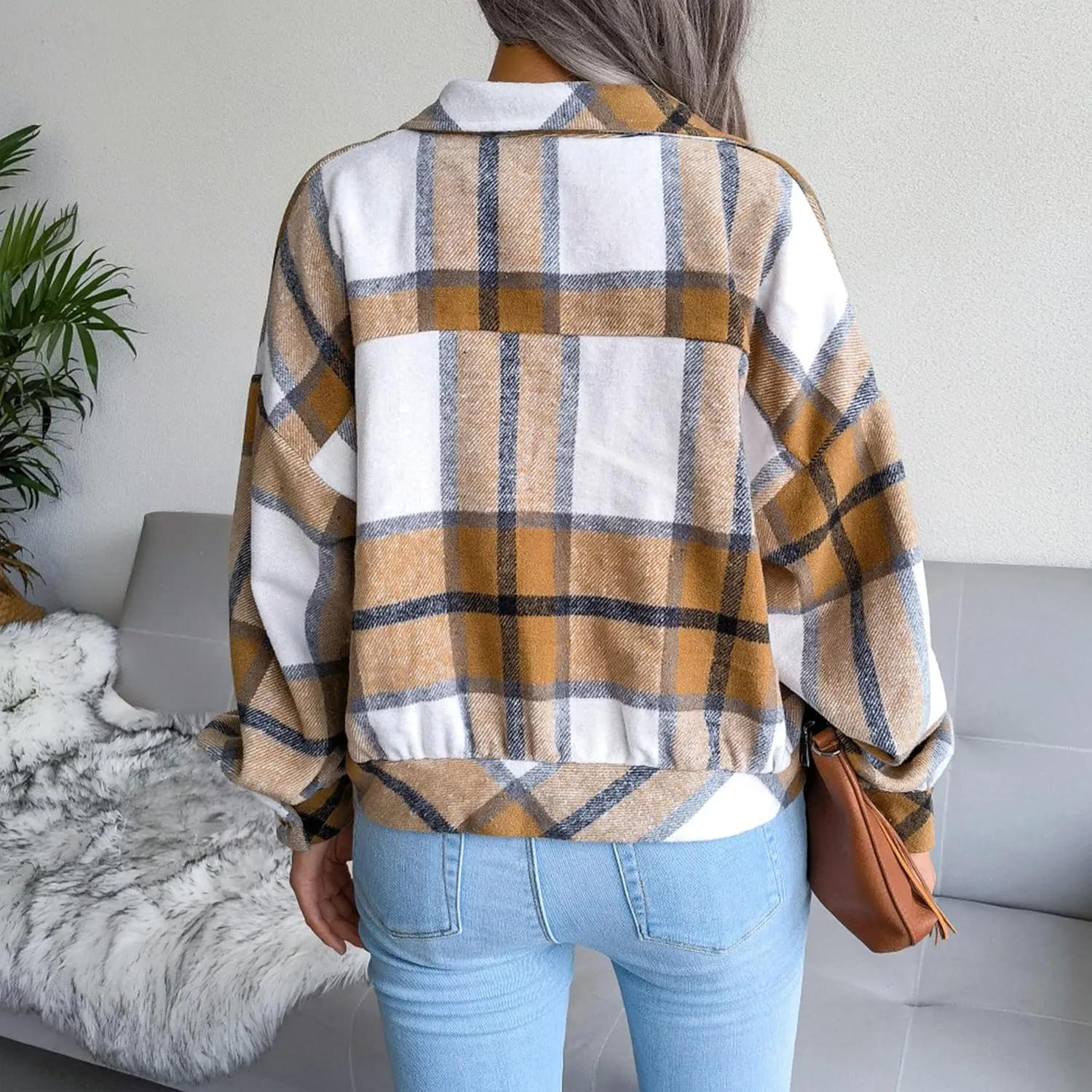 Womens Cropped Flannel Plaid Jacket Fashion Button Down Wool Blend Coat Long Sleeve Shacket Shirts Tops
