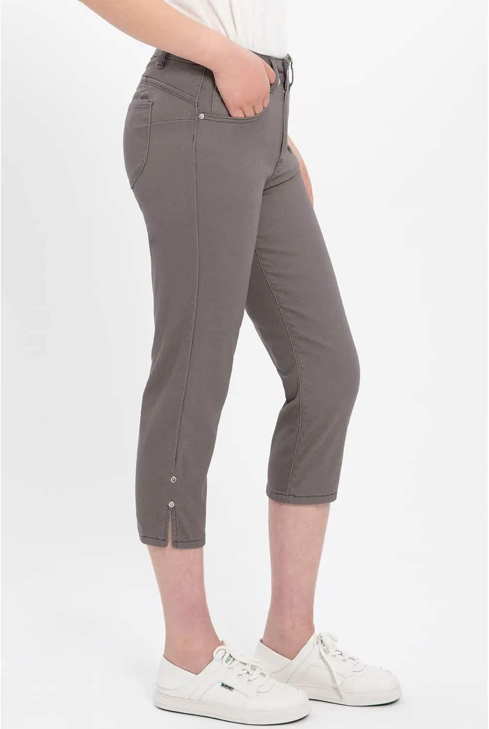ZENTHACE Women's Basic 5-Pocket Twill Capri Pants Stretch Straight Leg Casual Capris